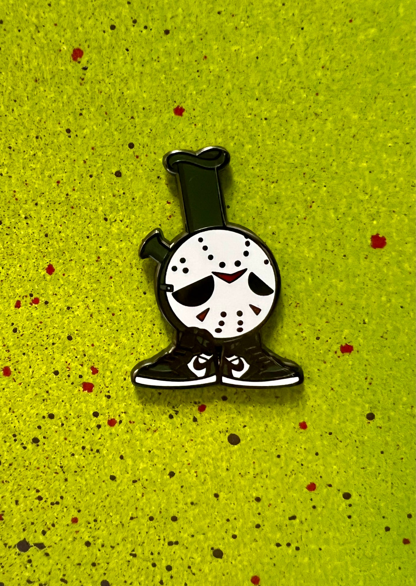 Jason Buddy Bong Pin