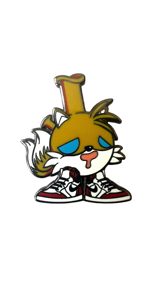 Tails Buddy Bong Pin